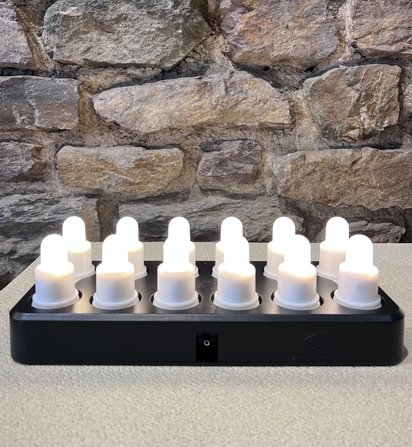 Set de 12 Bougies LED & Station de Recharge - Räder