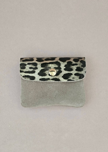 Porte Monnaie en Cuir de Vachette Motifs Léopard 1 x 2 x 8 cm