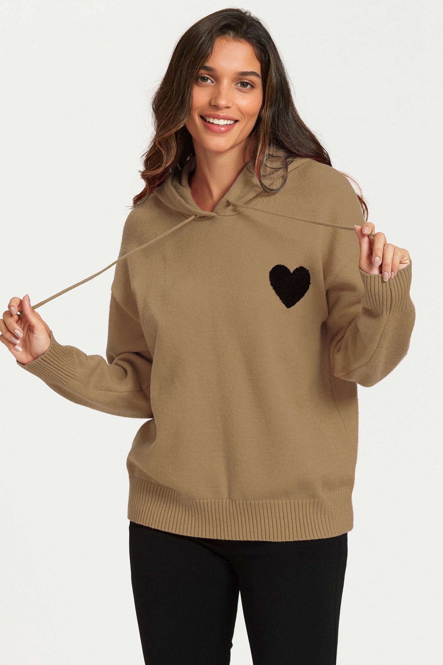 Sweat à Capuche Camel Brodée avec Coeur - FS Collection