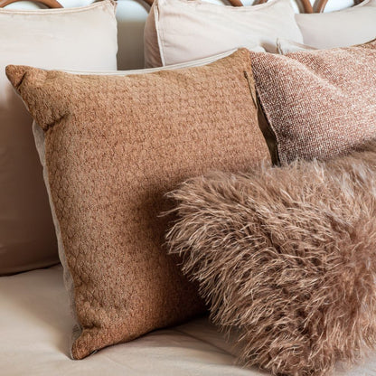Coussin Vigogne Motifs Nid d'Abeille 50x50 cm - Bedandphilosophy