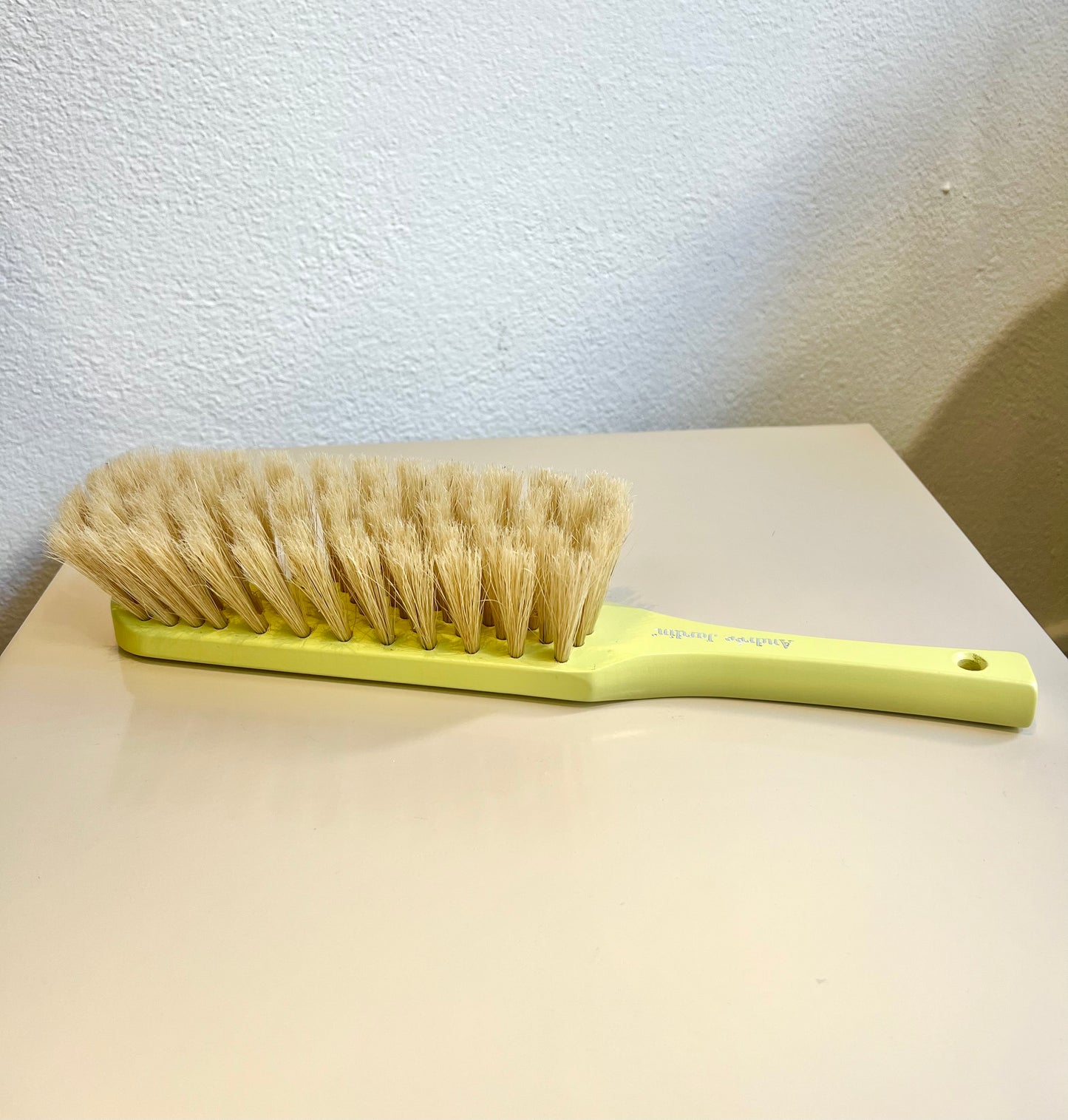 Balayette Vintage en Bois de Hêtre et Poils Naturel - Andrée Jardin