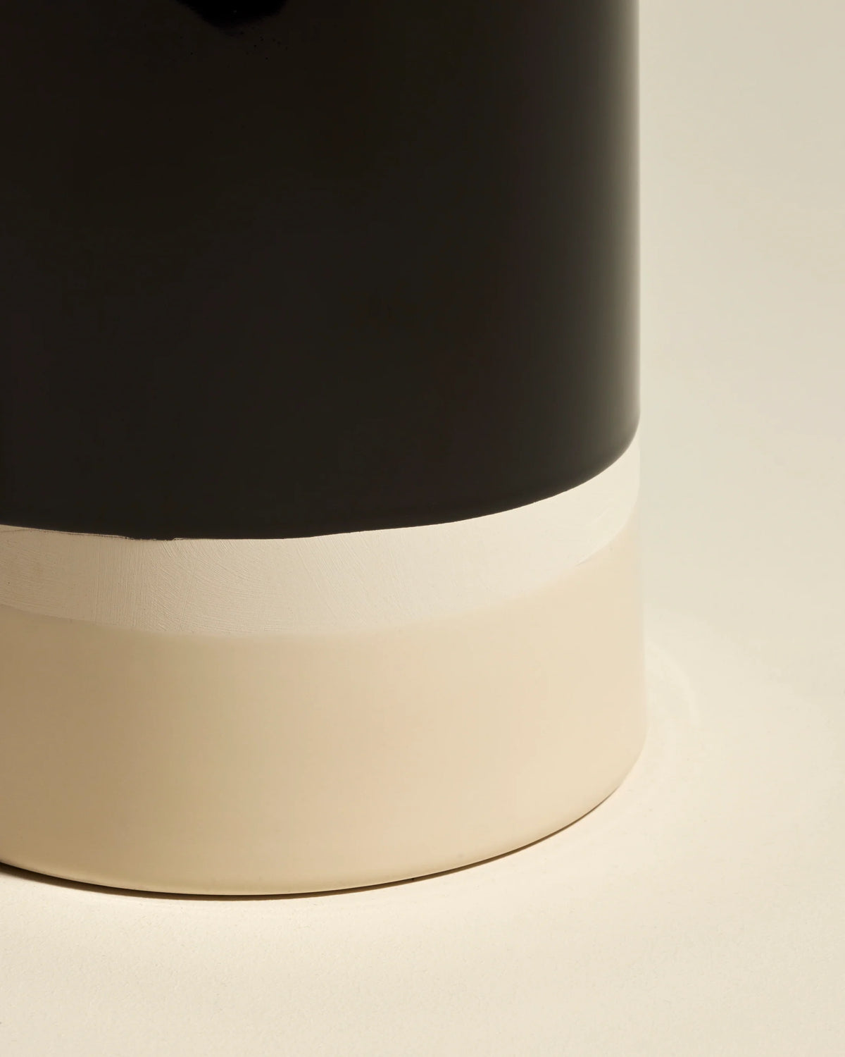 Lampe Sicilia en Céramique Écru/Noir - Maison Sarah Lavoine