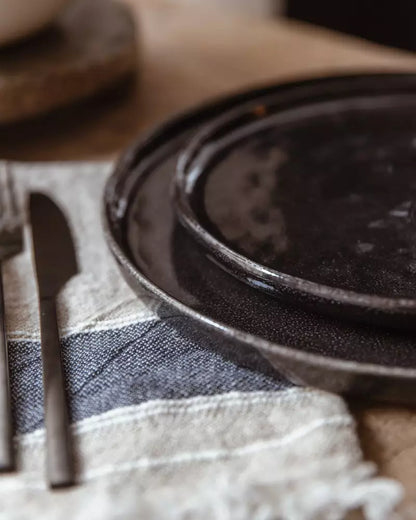 Set de 6 Assiettes à Dessert en Porcelaine Noire - Pomax