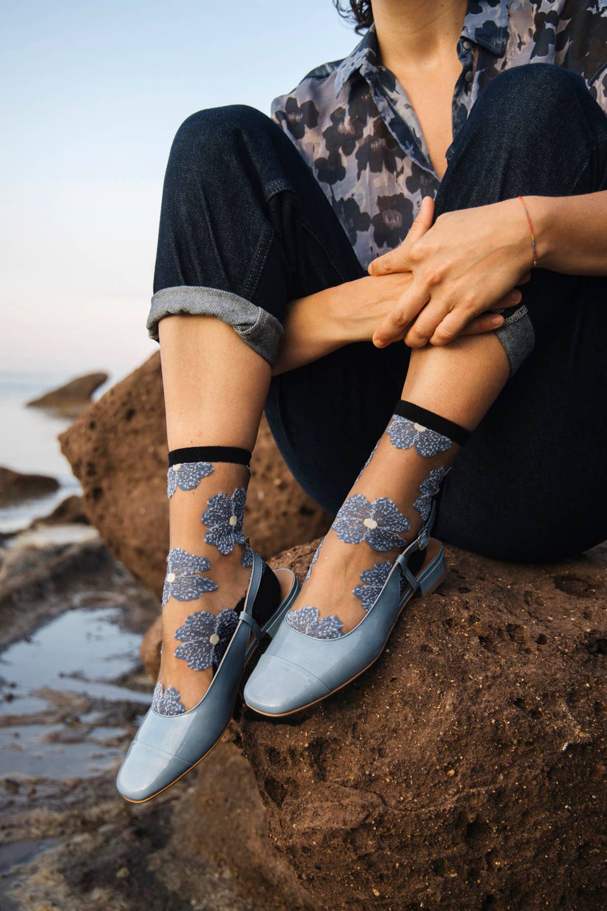 Chaussettes Transparentes Fleurs Bleues ou Mauve Murano - Atelier St Eustache