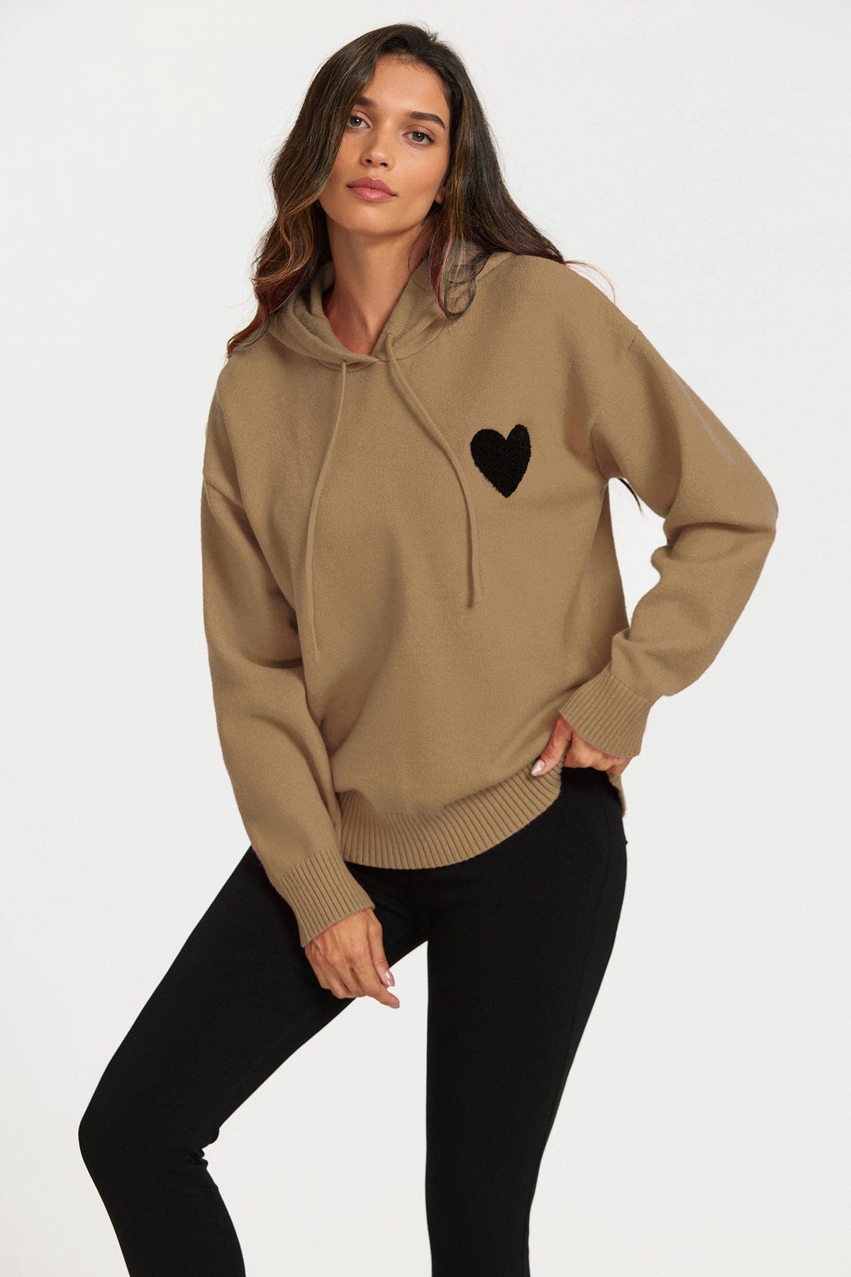 Sweat à Capuche Camel Brodée avec Coeur - FS Collection
