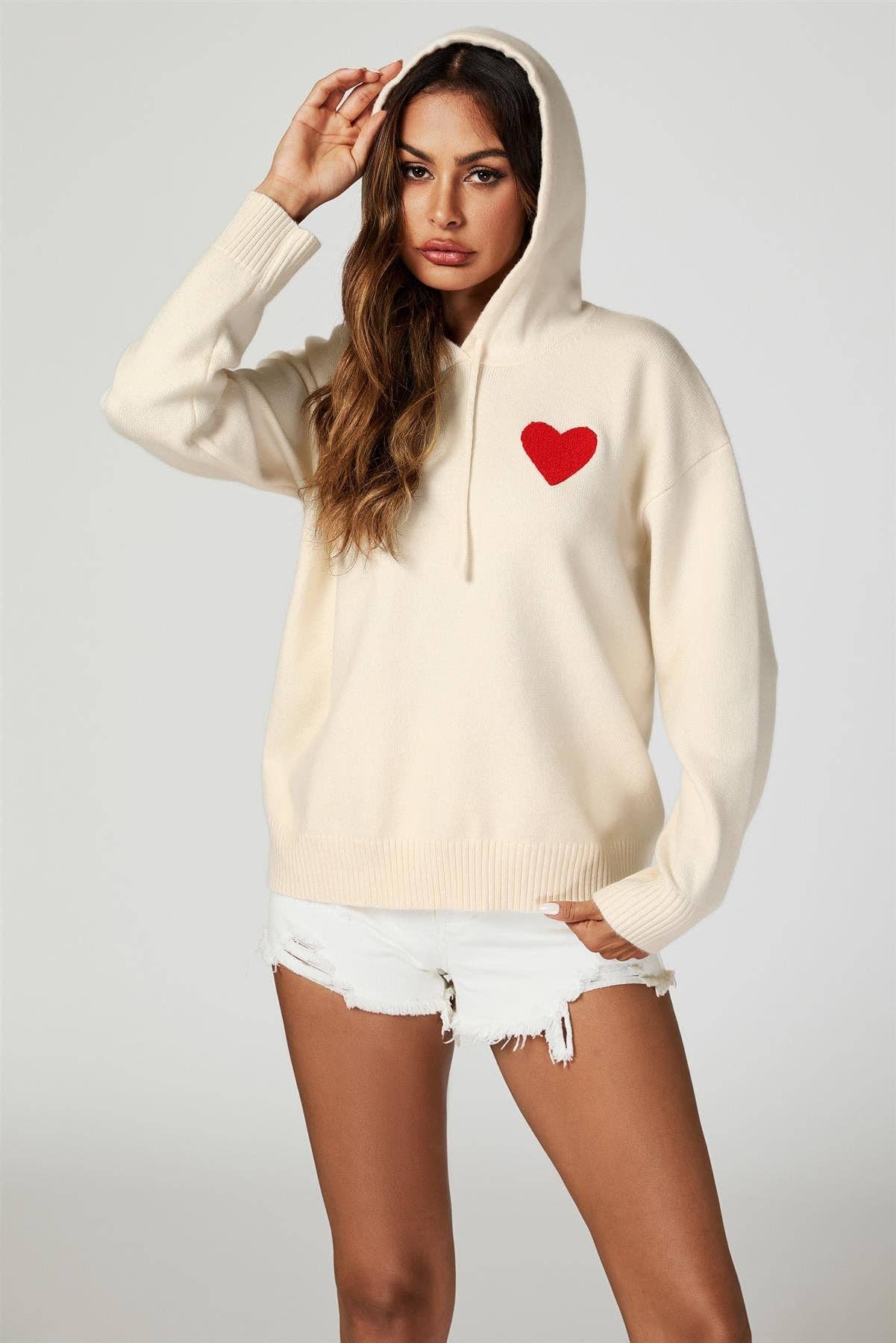 Sweat à Capuche Ivoire Brodée avec Coeur - FS Collection