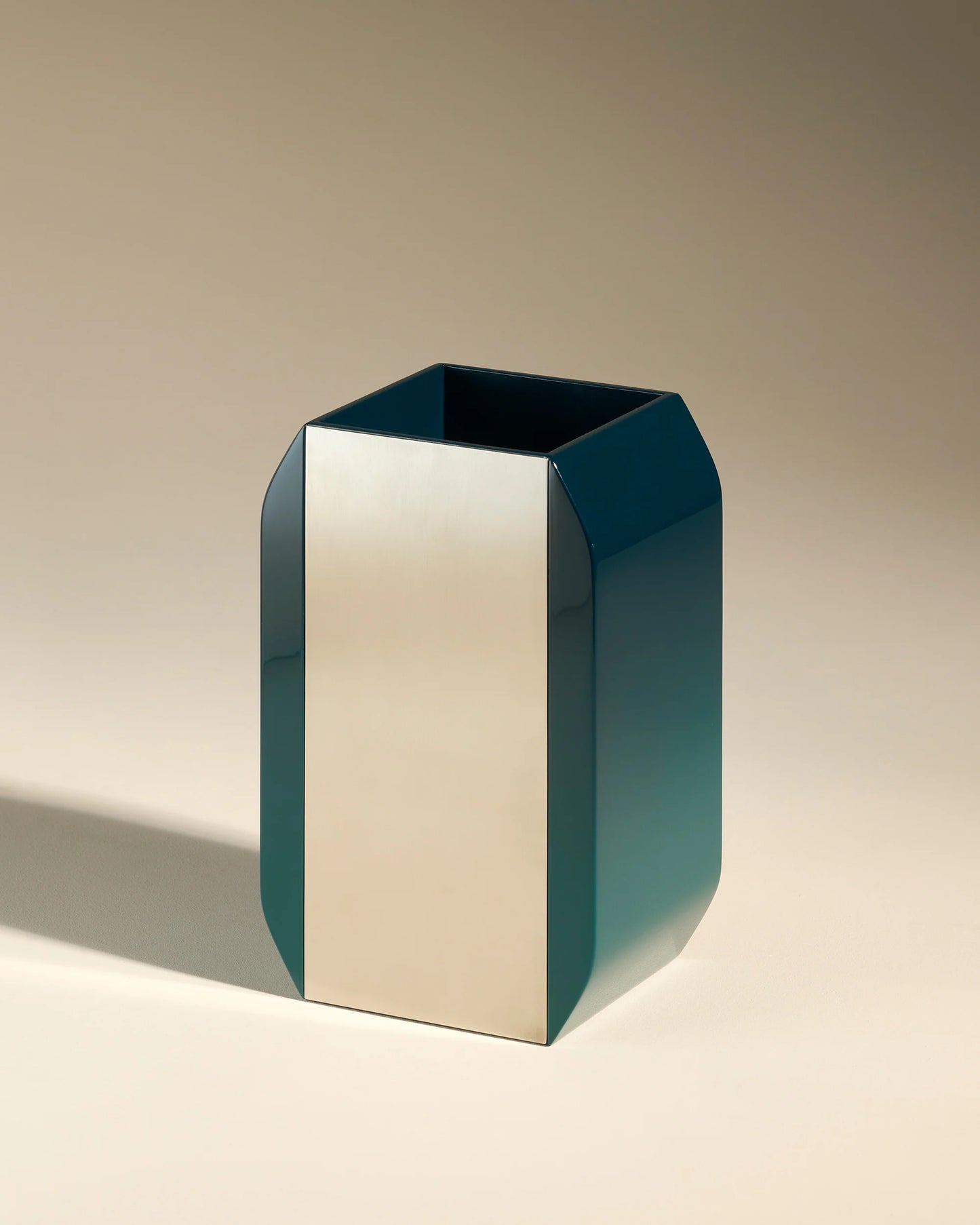 Vase Oscar Bleu Sarah & Acier - Maison Sarah Lavoine